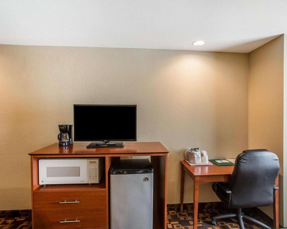 Quality Inn & Suites Mount Juliet Exterior foto