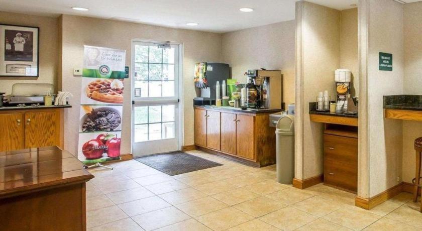 Quality Inn & Suites Mount Juliet Exterior foto